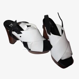 Bleeker & Bond Leather Platform High Heel